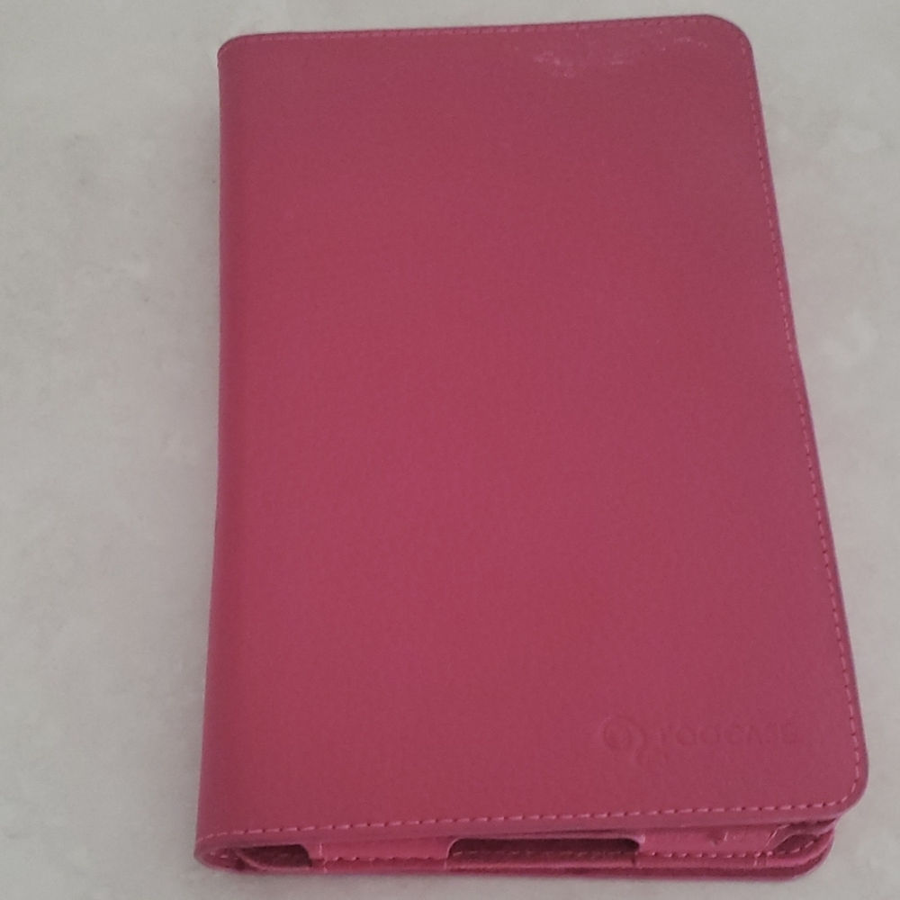 Amazon Kindle - Picture 2 of 3